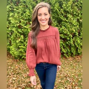 Meet your Posher, Olivia